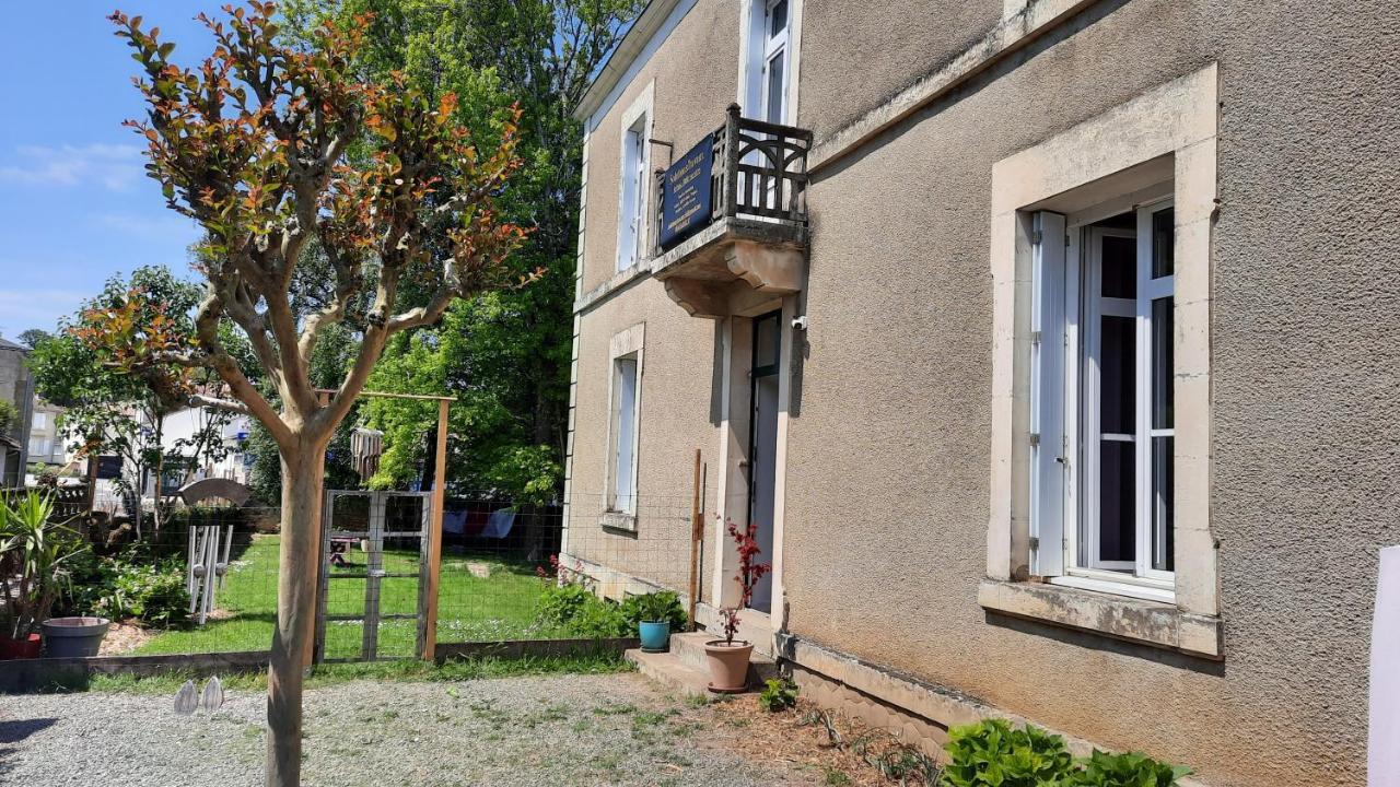Le Pas Sage Bed and Breakfast La Caillère Esterno foto